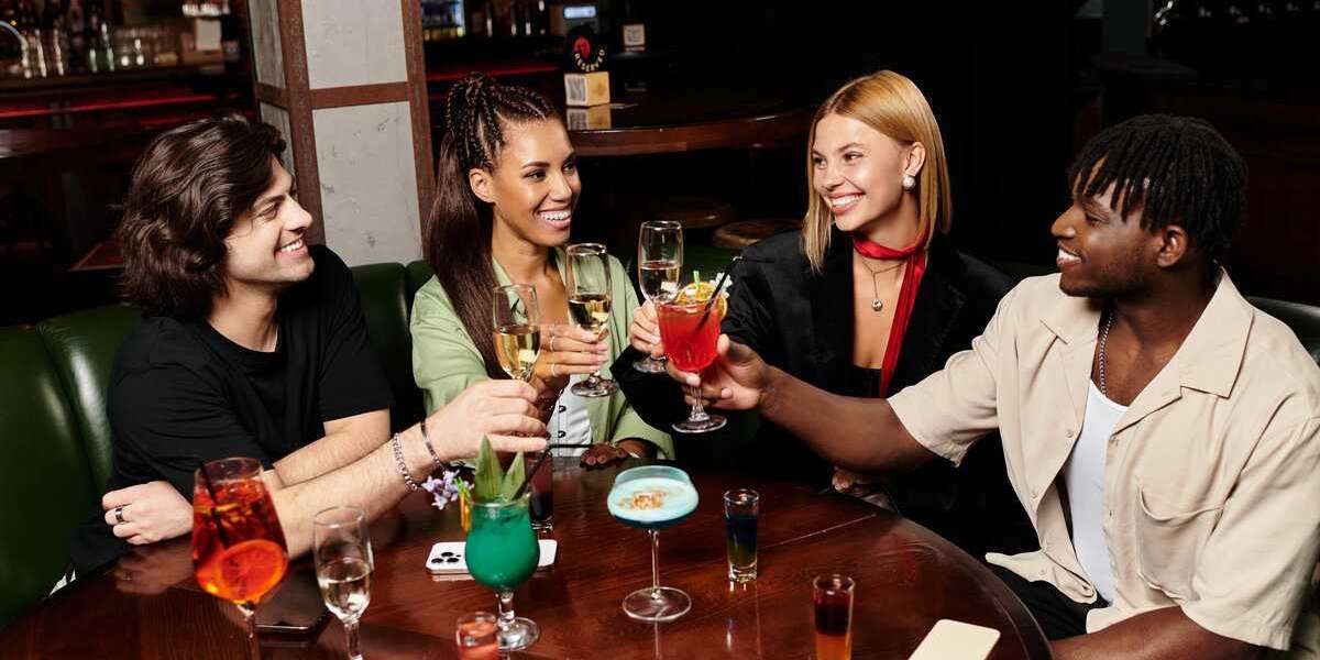 The Allure of Night Part-Time Jobs: A Modish Opportunity for Fashionable Women